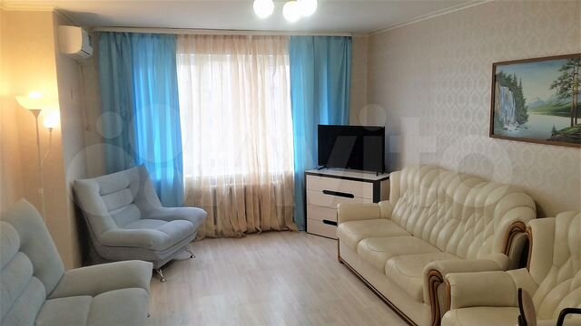 2-к. квартира, 63 м², 4/18 эт.