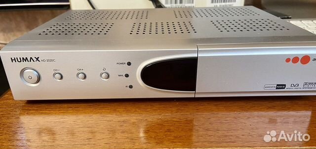 Цифровой телевизионный тюнер humax