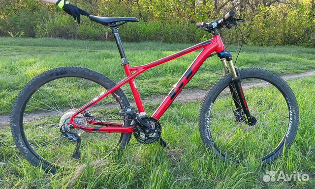 Горный велосипед GT Avalanche Sport 27.5