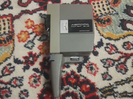 Кинокамера