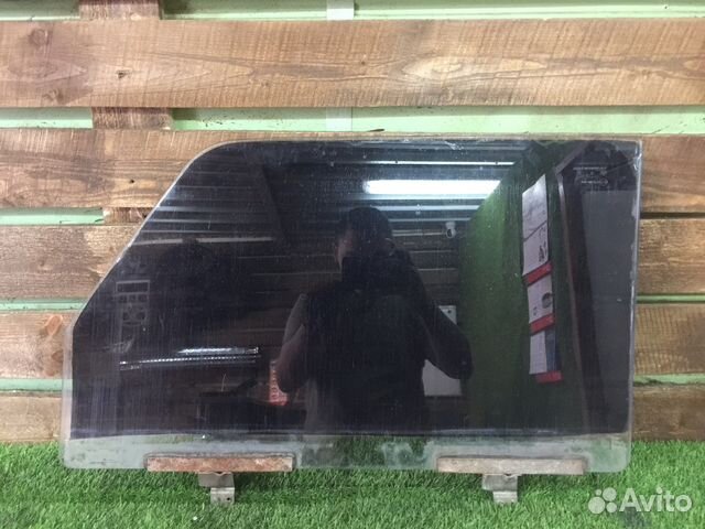 Переднее левое стекло ваз 2104 2105 2107