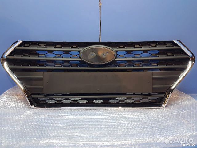 Решетка радиатора Hyundai Solaris 2