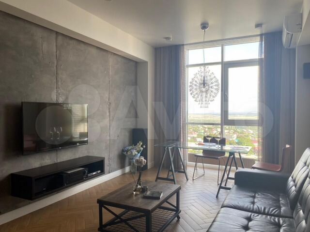 2-к. квартира, 68 м², 19/22 эт.