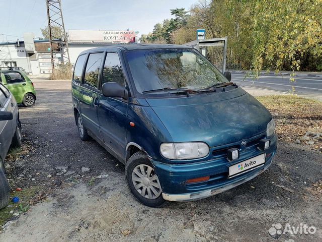 Nissan serena 1994