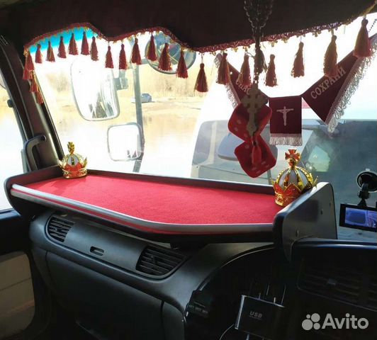 Полка столик Isuzu Giga