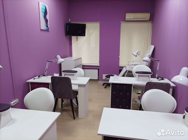 Аренда рабочего места мастера маникюра