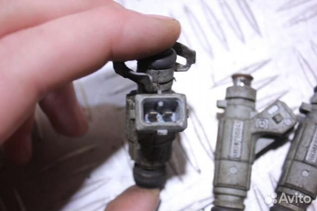Форсунка двигателя S500 220