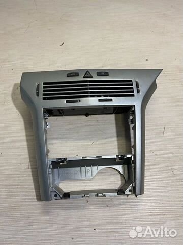 Центральная рамка Opel Astra H