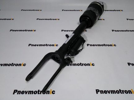 Передняя левая пневмостойка Mercedes W164 GL