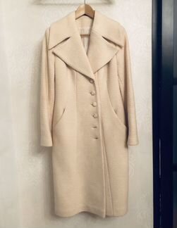 Пальто бежевое, женское