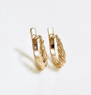 Золотые серьги