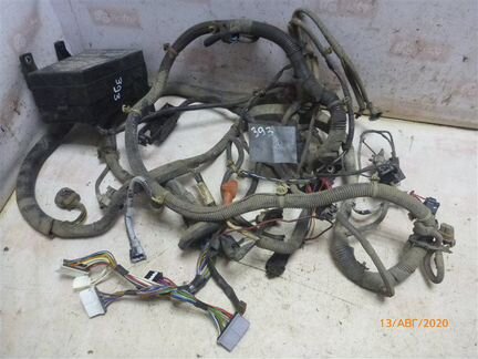 Проводка моторного отсека Mitsubishi Space Star