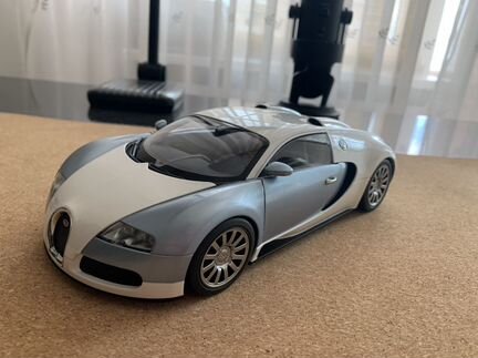 Распродаю коллекцию моделей 1/18