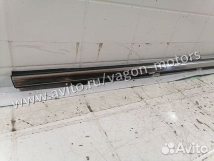 Бархотка двери передняя правая Kia Ceed 2 5D