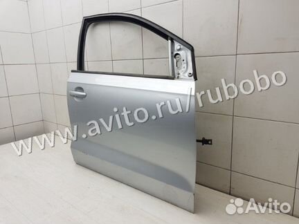 Дверь передняя правая Vw Polo Sedan 5 cfna 2012