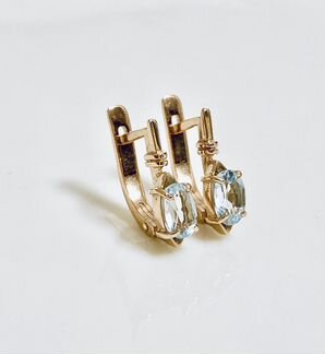 Золотые серьги с топазами