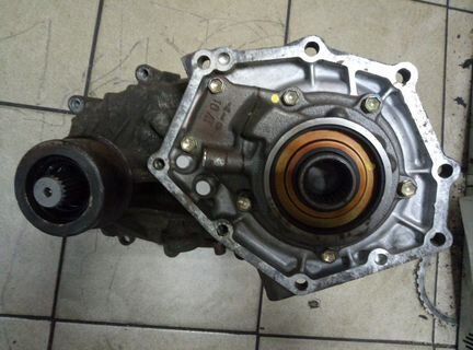 Раздаточная коробка Toyota Hiace оригинал