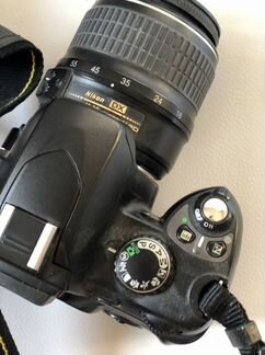 Зеркальный фотоаппарат Nikon d40 с китовым обьекти