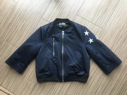 Курточка бомбер