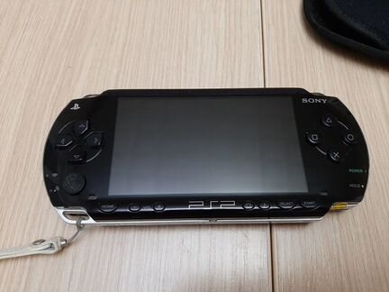 Портативная игровая консоль PSP PSP-1000