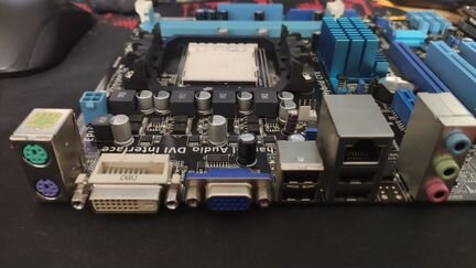Материнская плата Asus M4A7BLT-M LE