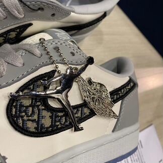 Кроссовки Nike Air Jordan x D**r