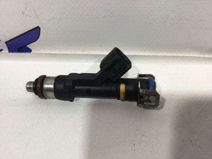 Форсунка топливная инжекторная Mazda 3 / 6