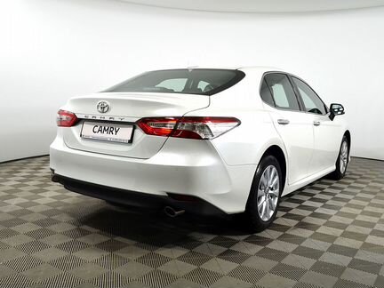 Toyota Camry 2.5 AT, 2020