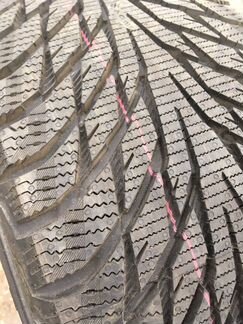 235 45 18 Nokian Hakkapeliitta R2