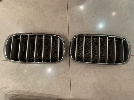 Решётка радиатора и накладки на зеркала BMW Х5 F15