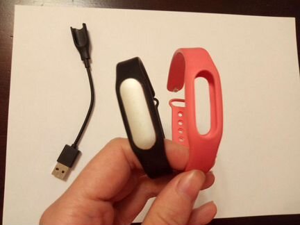 Фитнес браслет