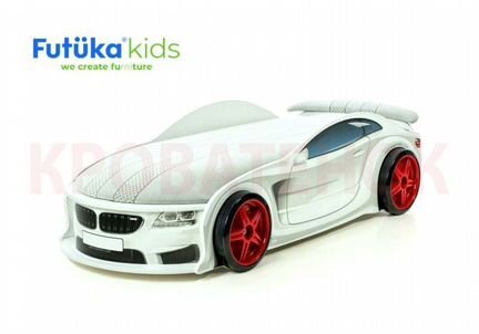 Детская кровать машина