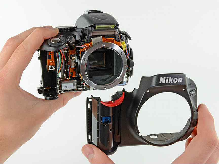 Сервисный ремонт фотоаппарата canon. Кэнон 5100 фотоаппарат. Матрица фотоаппарата Sony. Разобранный фотоаппарат. Корпус фотоаппарата.