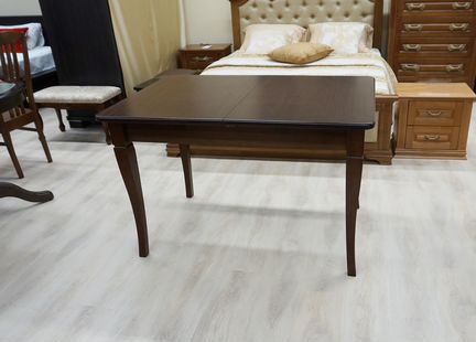 Кухонный стол