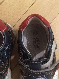 Сандали практически новые