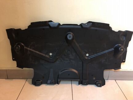 Защита двигателя новая оригинал Mercedes 164