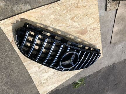 Решетка Mercedes E 212 GT рестайлинг
