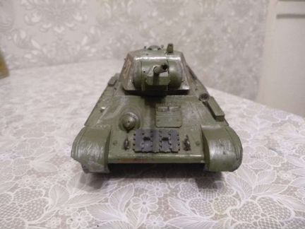 Модель танка Т-34