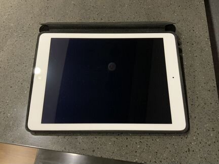 iPad Air 2013+ cellular 64Gb