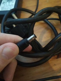 Блок питания для ноутбука