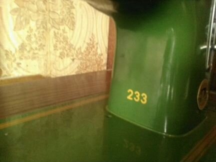 Швейная машинка Лада 233