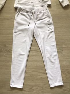 Костюм спортивный