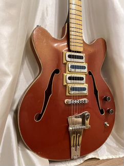 Полуакустическая гитара Орфей (Болгария)