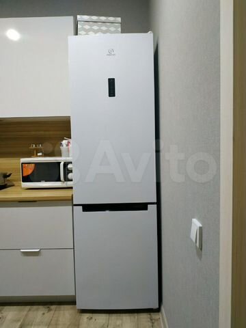 holodilnik indesit df 5200 w kupit v
