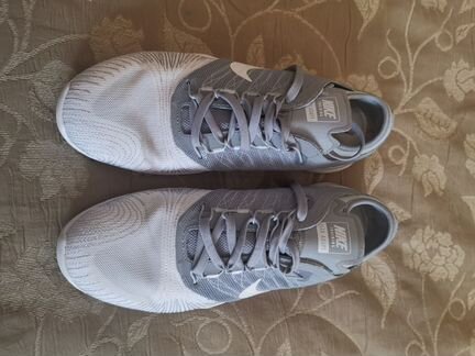 Кроссовки женские Nike