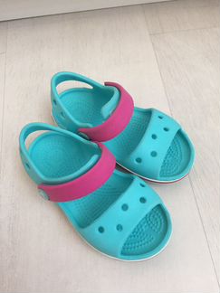 Босоножки crocs