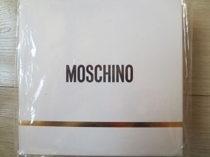 Парфюмированный набор Moschino Fresh Couture Lady