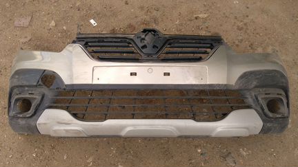 Рено Сандеро 2 передн бампер 620220494R в сборе n0