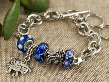 Браслет с шармами Овечки №3 (синий)