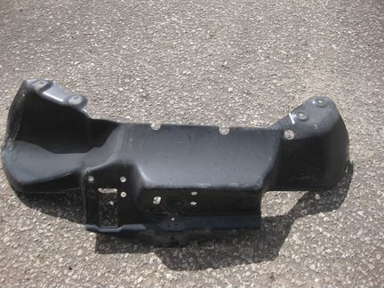 Брызговик металлический передний правый Scania